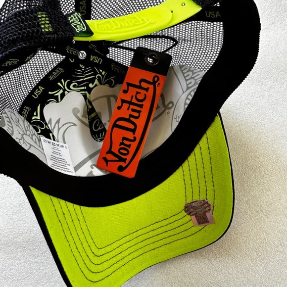 Von Dutch Broken Logo Monogram Trucker - Picture 8 of 8